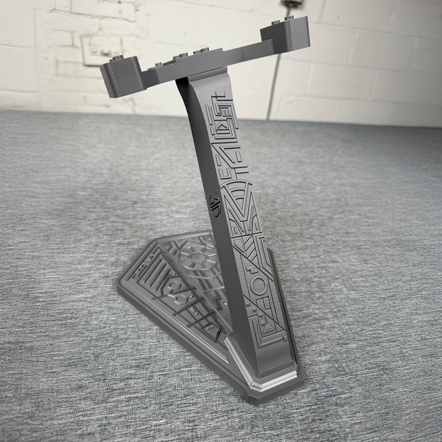 Display Stand | Titan Fighter