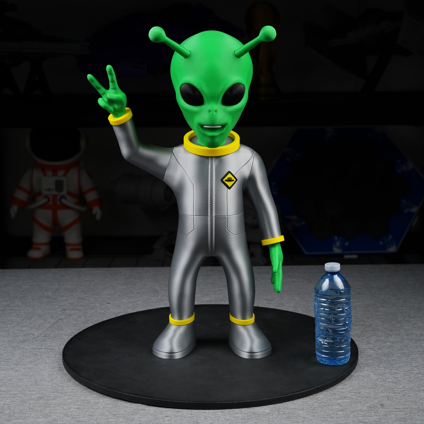 TitanPals - Alien
